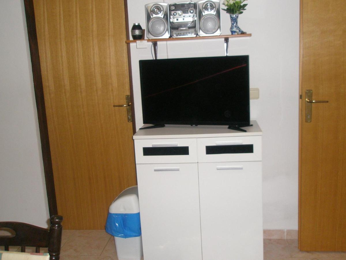 Apartment Ivan Нін Екстер'єр фото