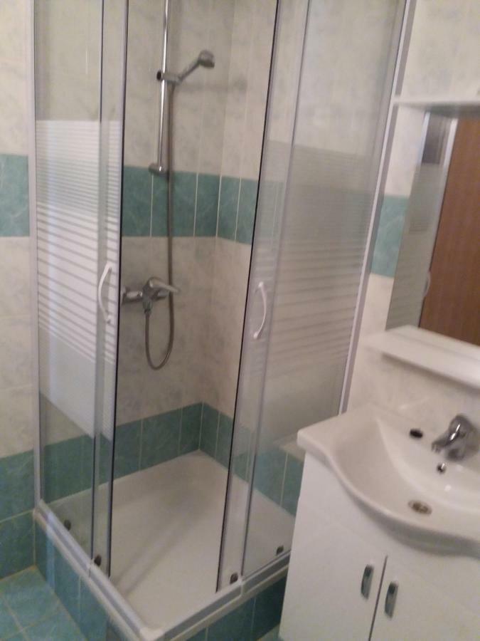 Apartment Ivan Нін Екстер'єр фото